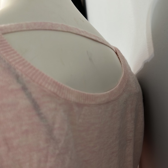 Girls H&M Pink sweater, lace trim, cute Back size 14. Bundle and save! - Picture 4 of 4